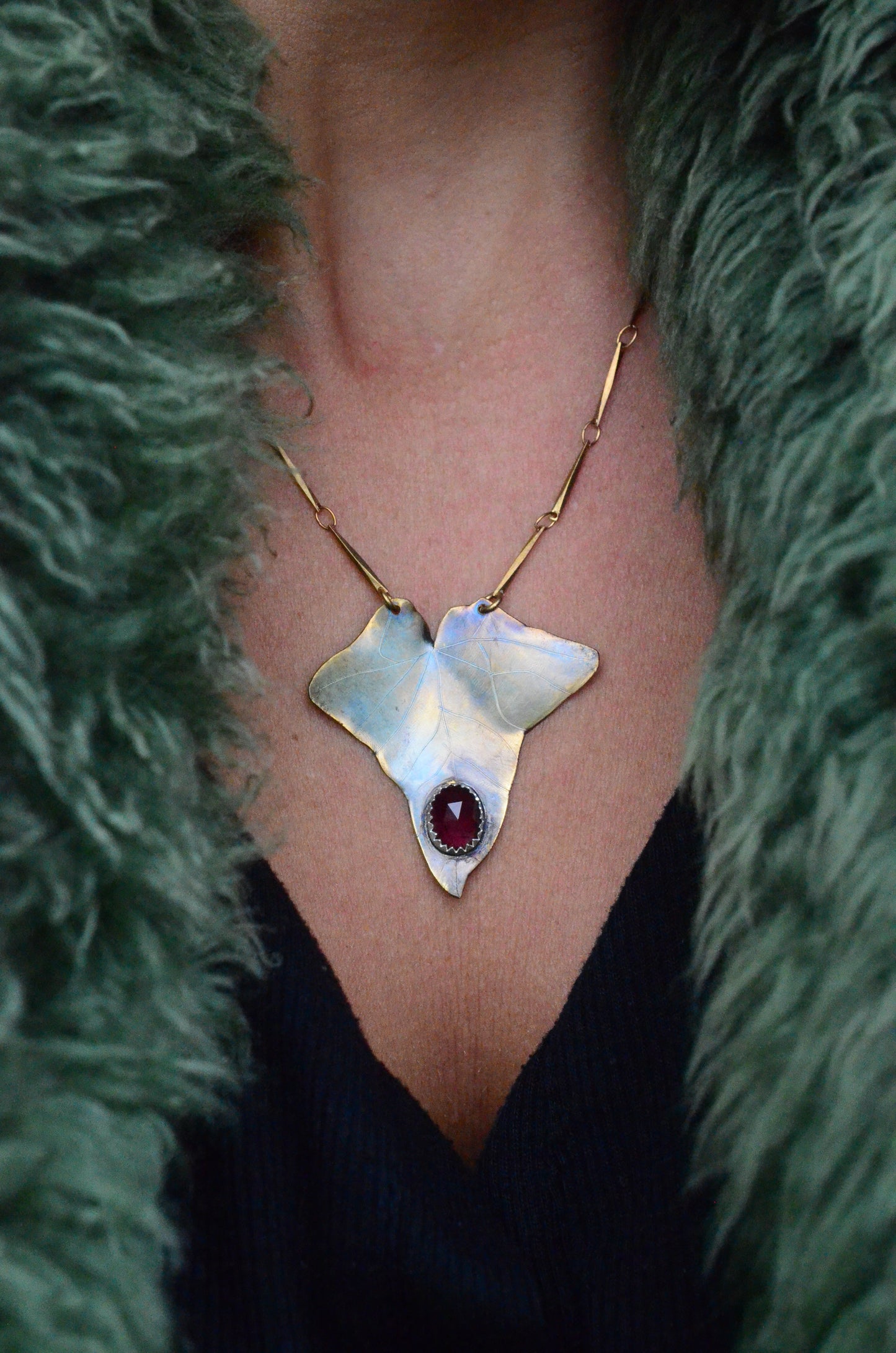 Sage Garnet Ivy - Garnet & Brass Ivy leaf Necklace