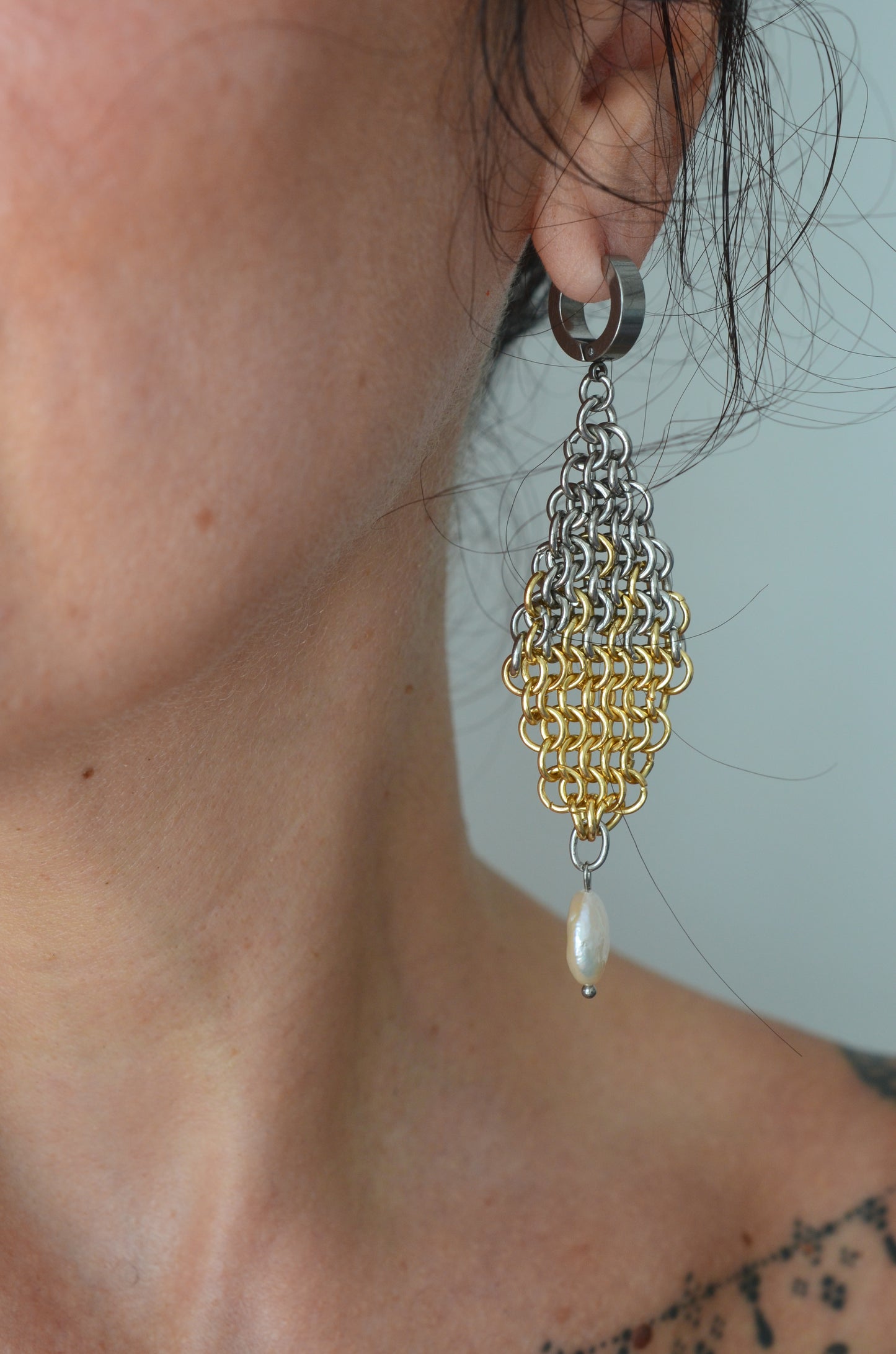 Mixed Metal Ombré Pearl Earrings