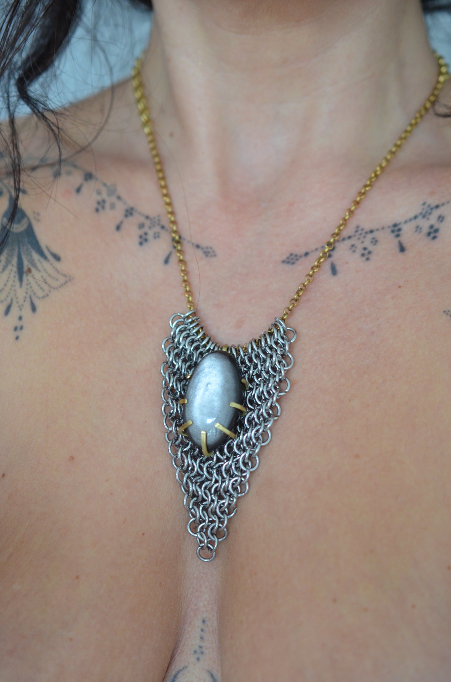 Silver Sheen Obsidian Chainmaille Necklace – Stainless Steel & Brass with Adjustable Chain