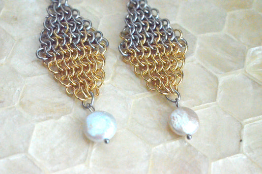 Mixed Metal Ombré Pearl Earrings