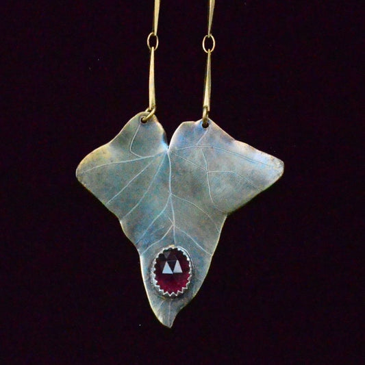 Sage Garnet Ivy - Garnet & Brass Ivy leaf Necklace