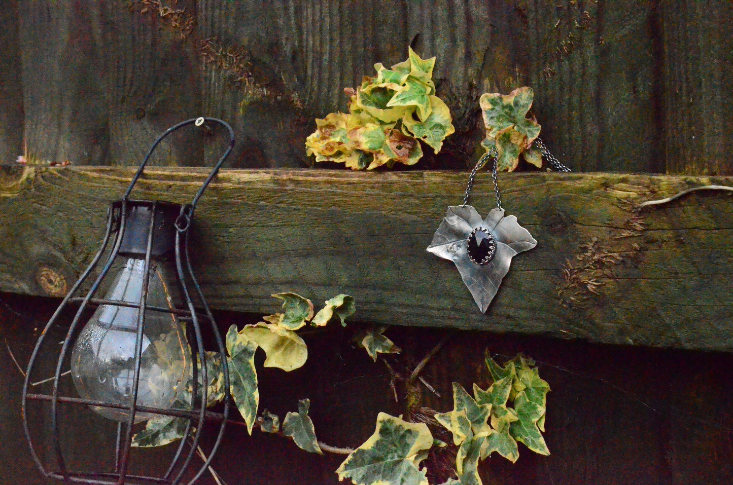 Silver Ivy Leaf Pendant