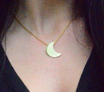 Stevie Crescent Moon Necklace - Small